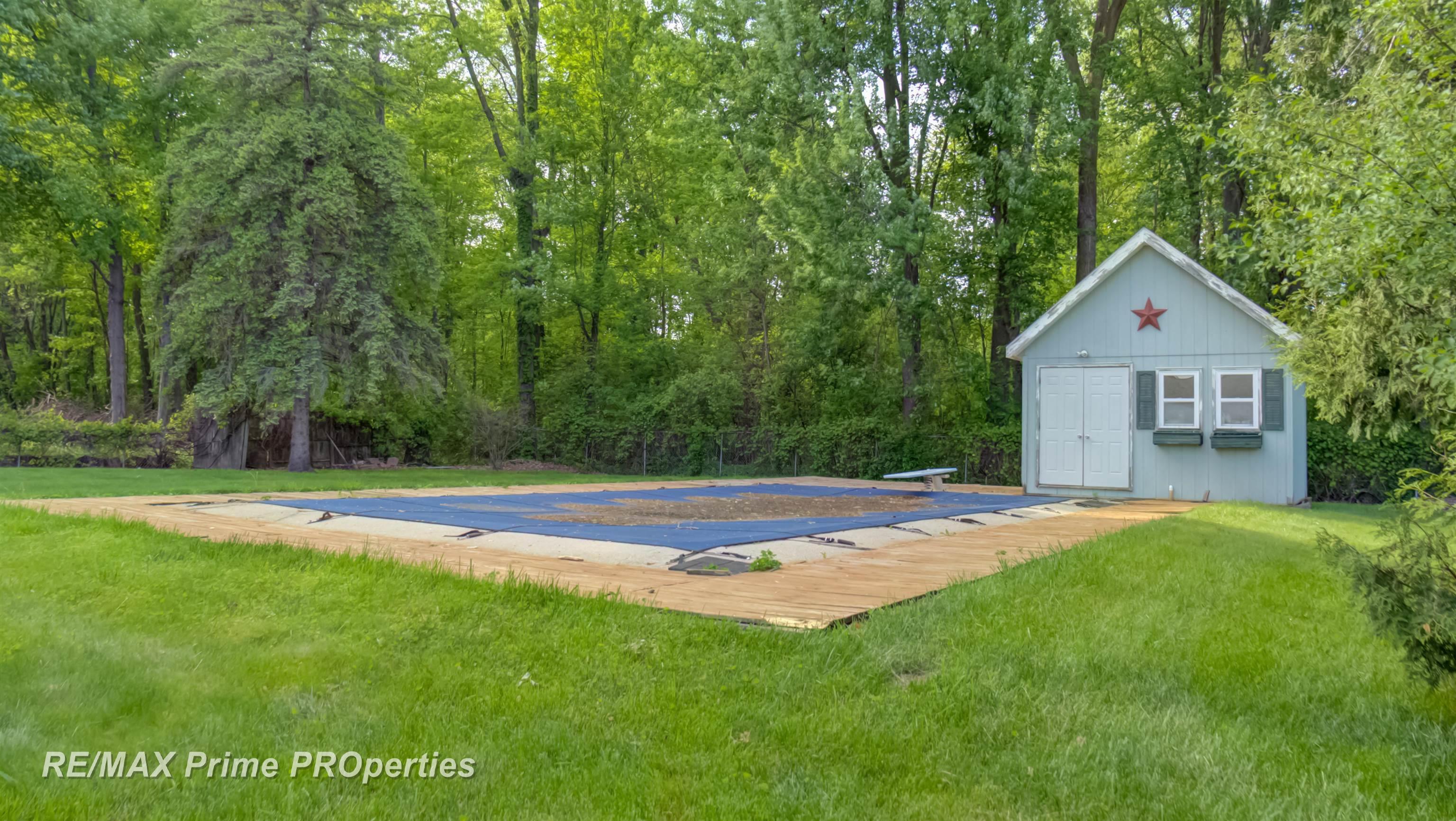 1062 Orth Road Saginaw, MI 48601 - Photo 39 of 55