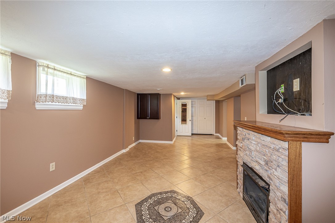 6136 North Canterbury Road Parma, OH 44129 - Photo 22 of 34 Gallery Image 22