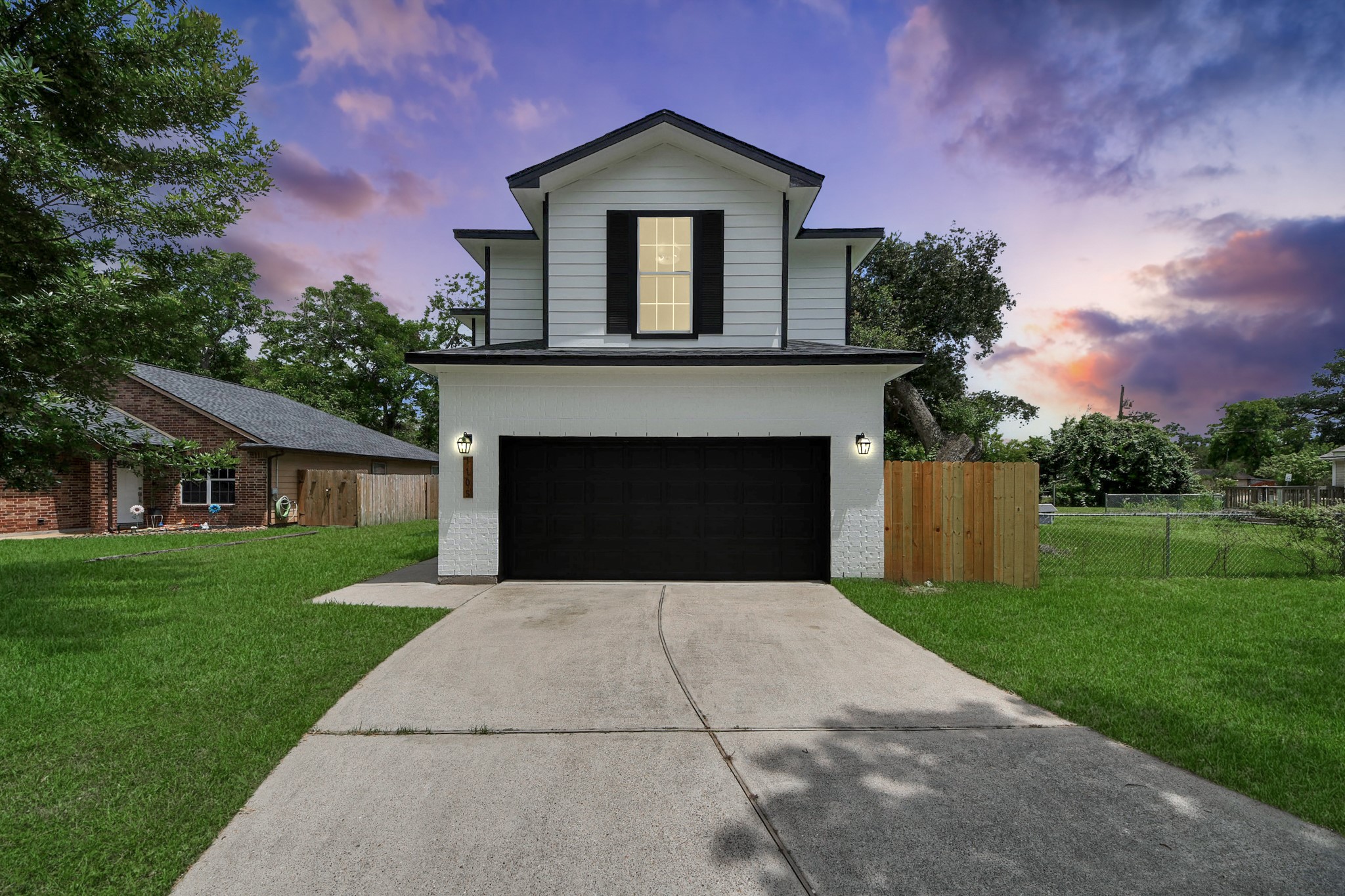 1105 East Kyle Road Clute, TX 77531 - Photo 41 of 44 Thank you for checking out 1105 E Kyle Rd. Be sure to schedule your own private tour to see it in person.