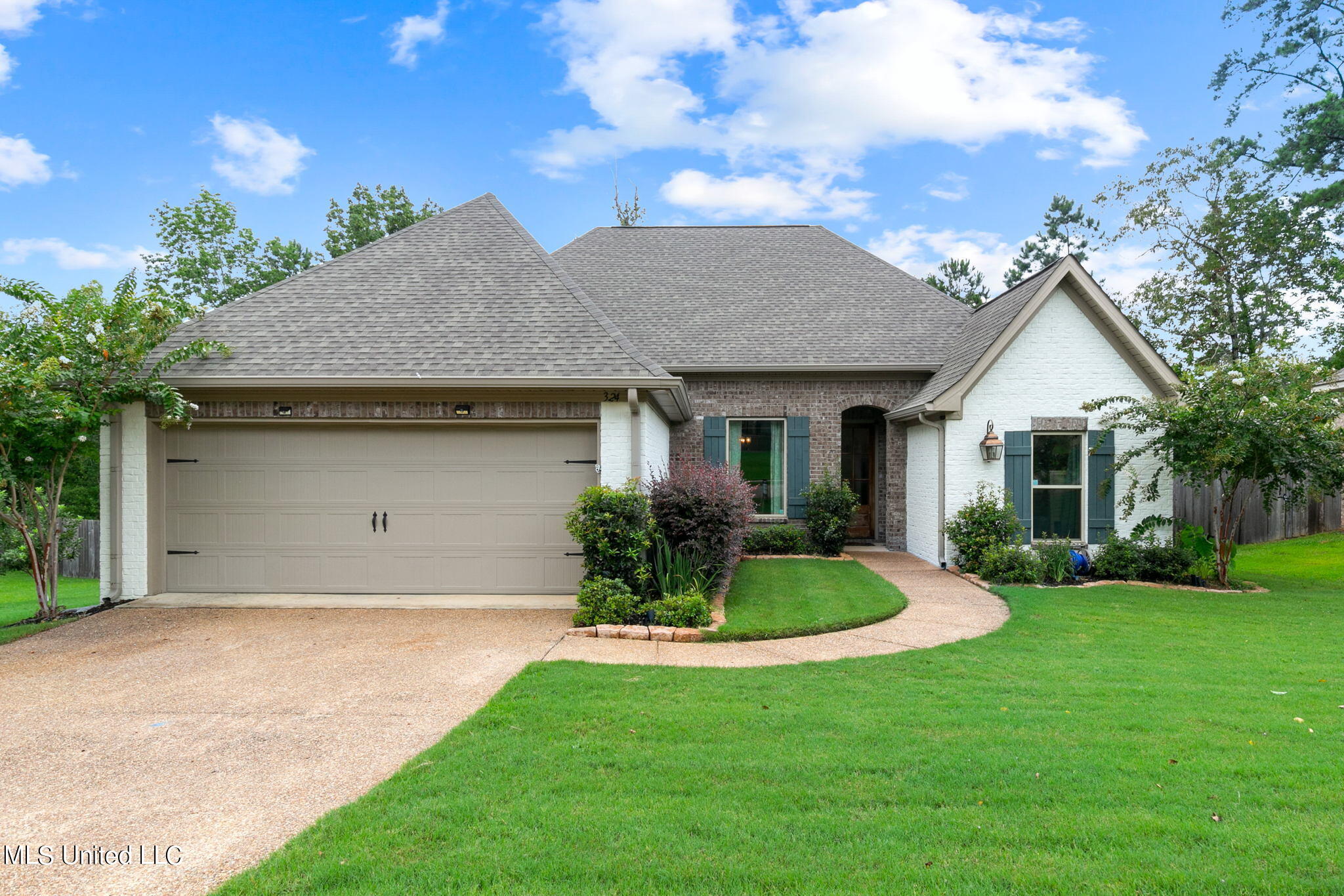 324 Cypress Creek Road Brandon, MS 39047 - Photo 1 of 33 4-web-or-mls-324 Cypress Creek-4