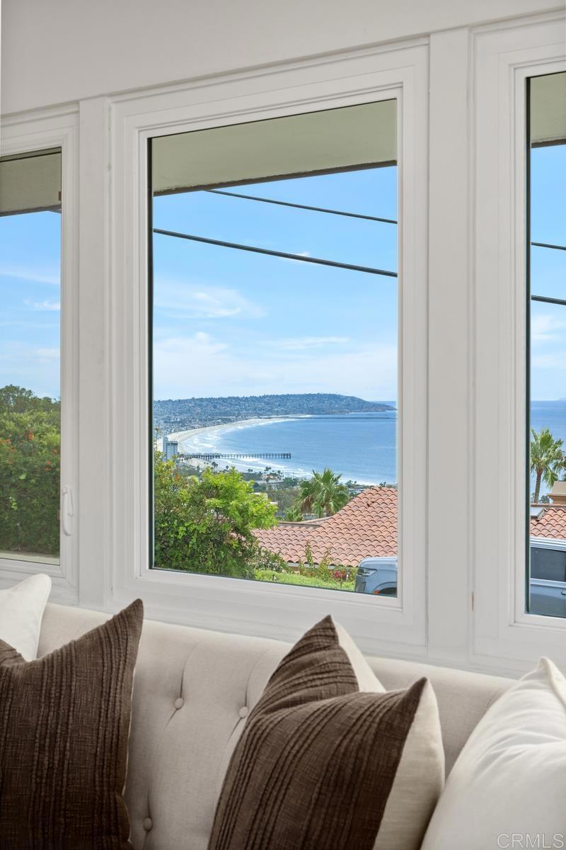 1010 La Jolla Rancho Road La Jolla, CA 92037 - Photo 9 of 28 Gallery Image 9