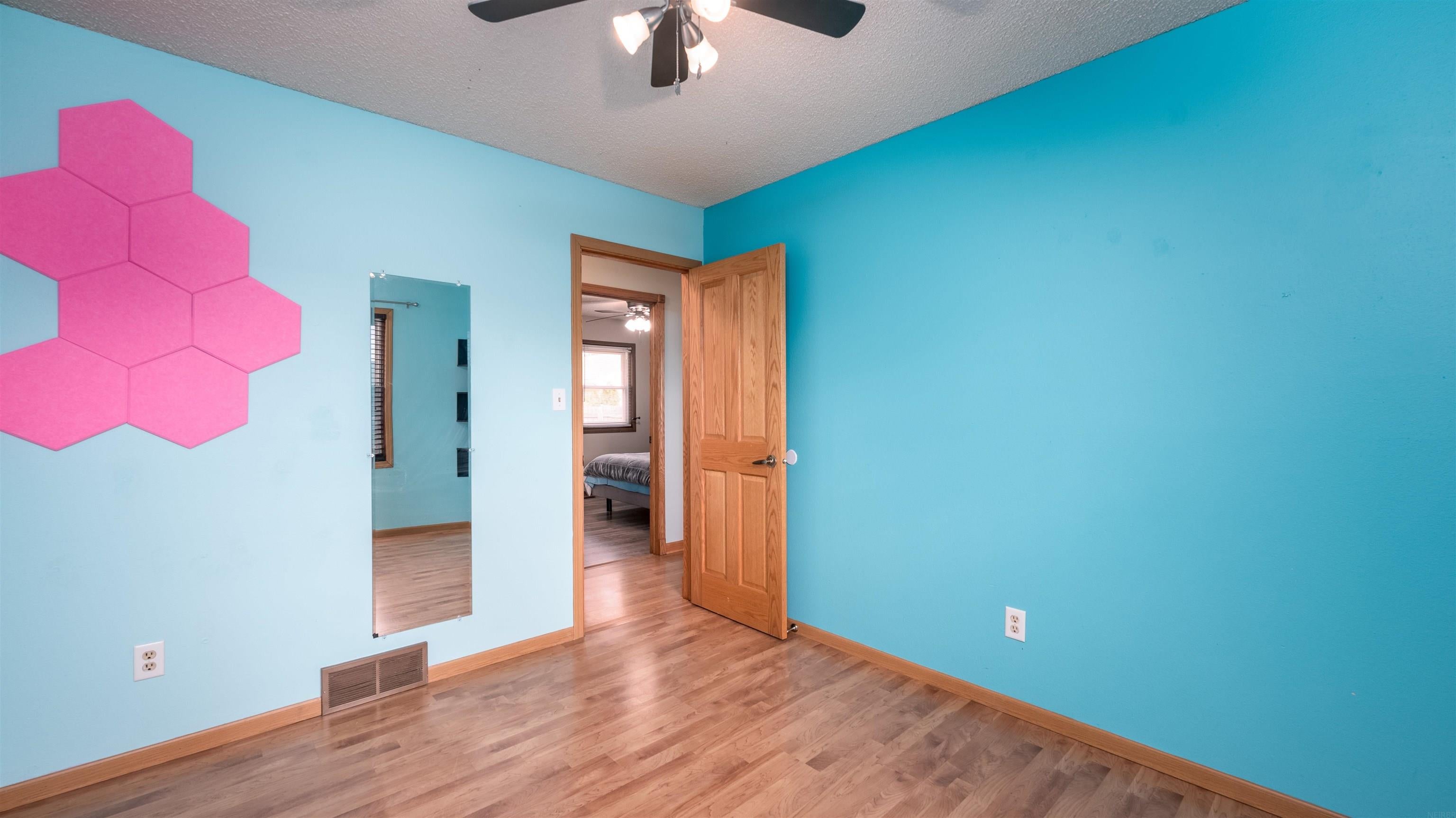 1517 Shultz Street Waterloo, IA 50707 - Photo 12 of 30 Gallery Image 12