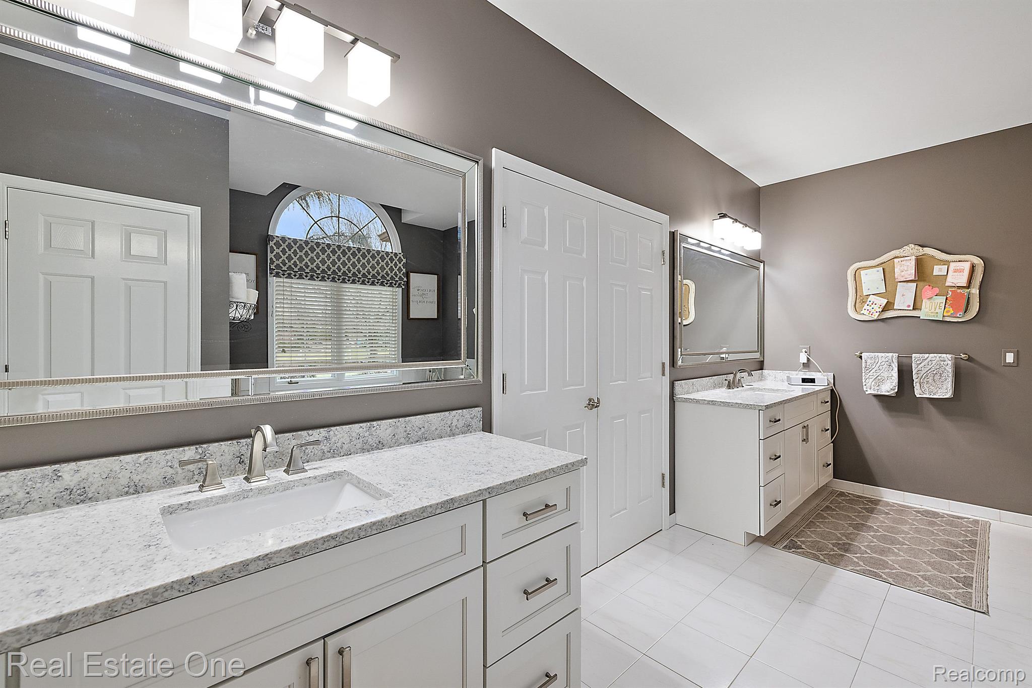 4590 Green Meadow Lane Rochester, MI 48306 - Photo 29 of 56 Gallery Image 29