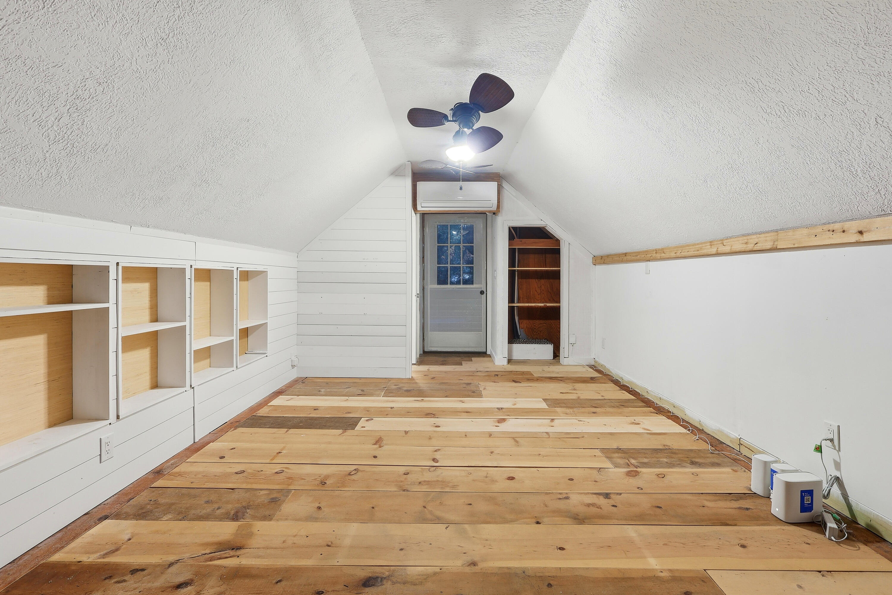 4578 Riley Road Milton, FL 32583 - Photo 28 of 55 a bedroom with a bed and a large window