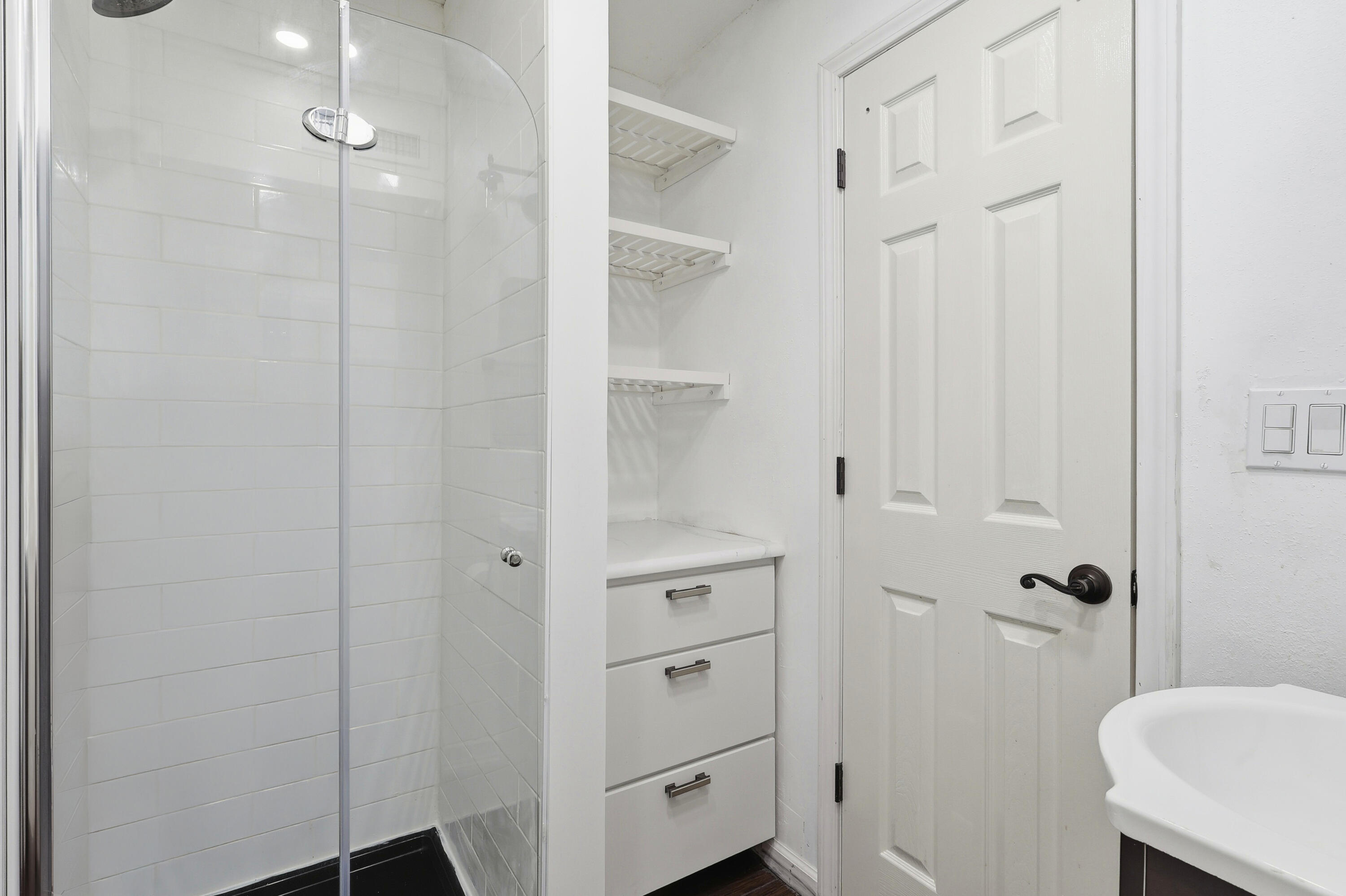 4578 Riley Road Milton, FL 32583 - Photo 36 of 55 a bathroom with a shower