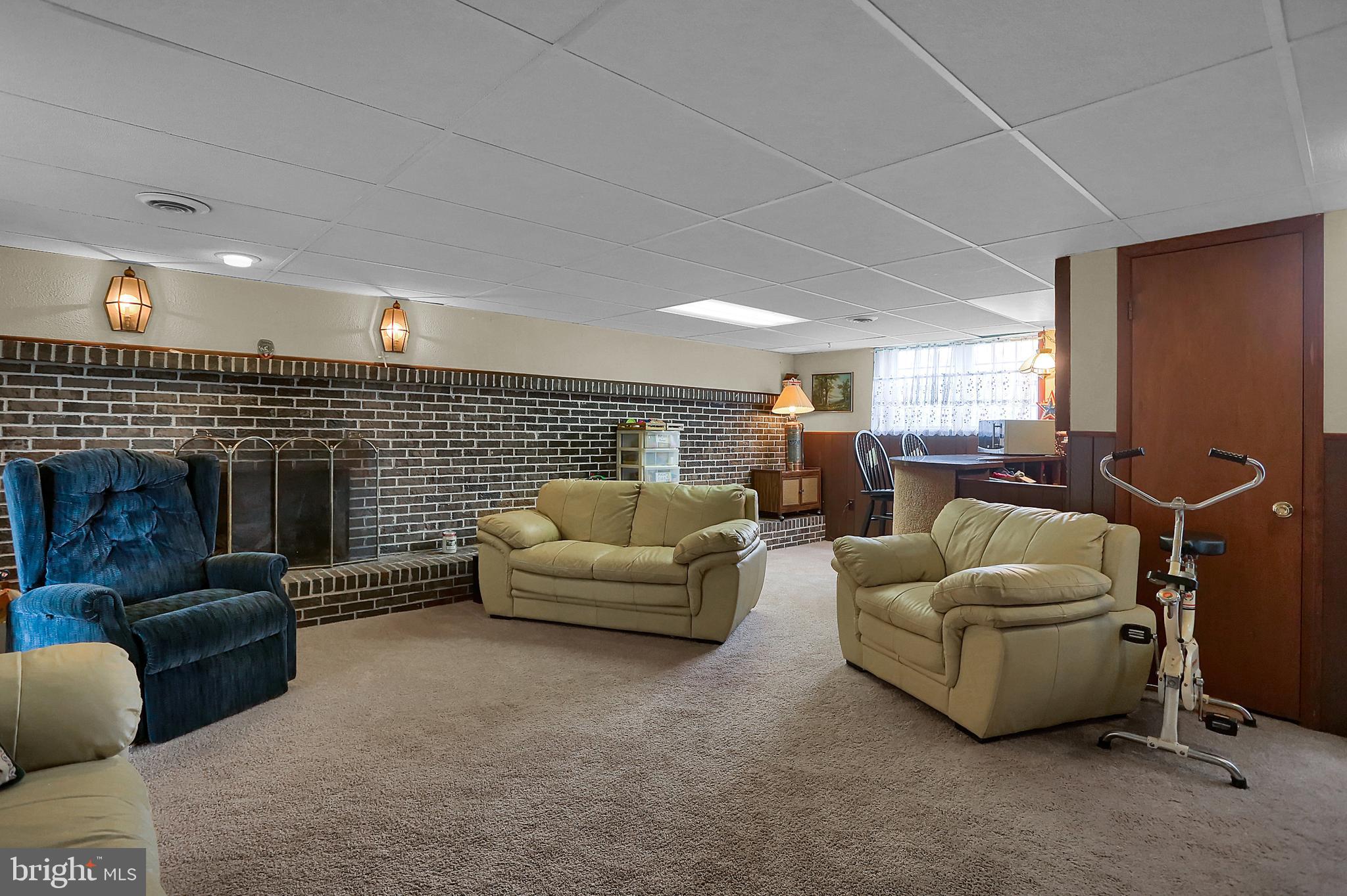 1361 Dayton Road Harrisburg, PA 17113 - Photo 24 of 38 Gallery Image 24
