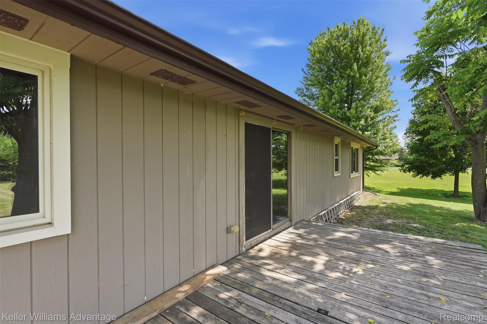 48053 Harris Road Belleville, MI 48111 - Photo 28 of 37 34_48053 harris rd-29.jpg