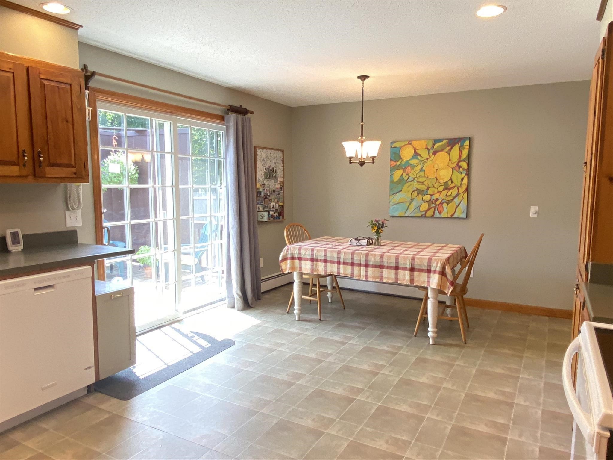 35 Dearborn Circle Walpole, NH 03608 - Photo 11 of 34 Gallery Image 11