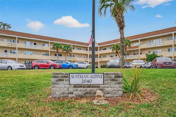 $1,650 | 2040 World Pkwy Boulevard, Unit 34, Clearwater, FL 33763