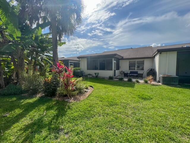 136 Doe Trail Jupiter, FL 33458 - Photo 19 of 38 Backyard