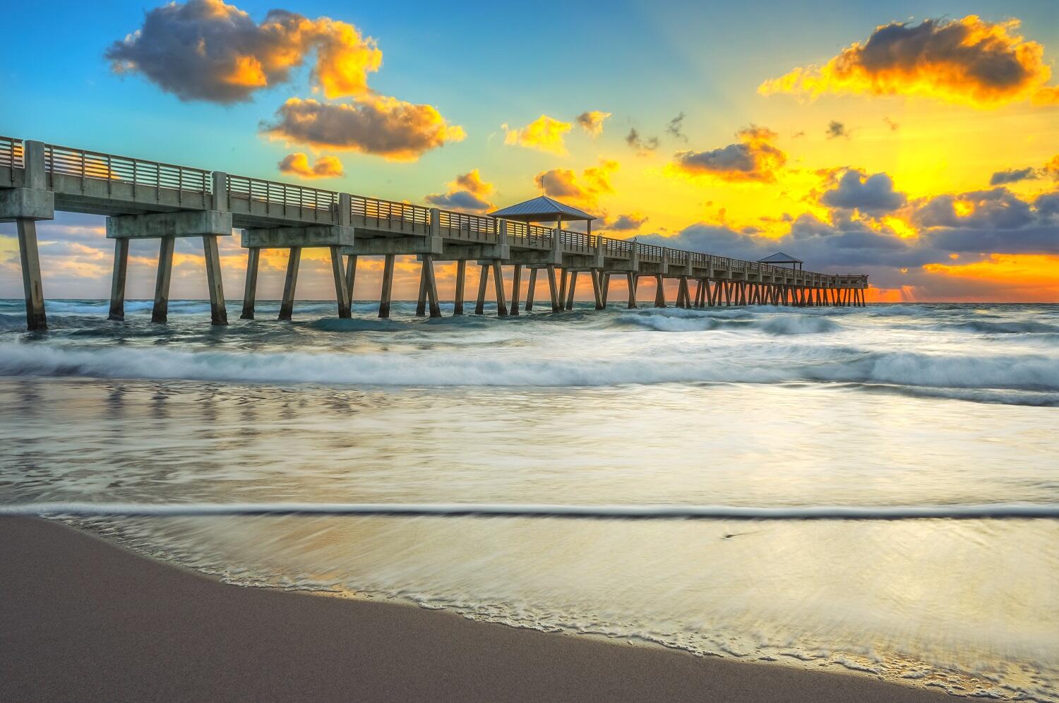 136 Doe Trail Jupiter, FL 33458 - Photo 31 of 38 Juno Pier