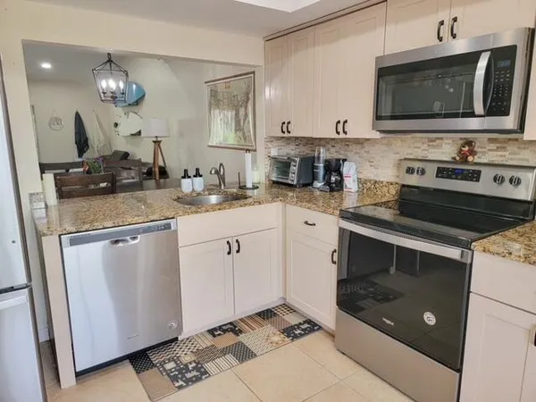 $2,600 | 136 Doe Trail, Jupiter, FL 33458