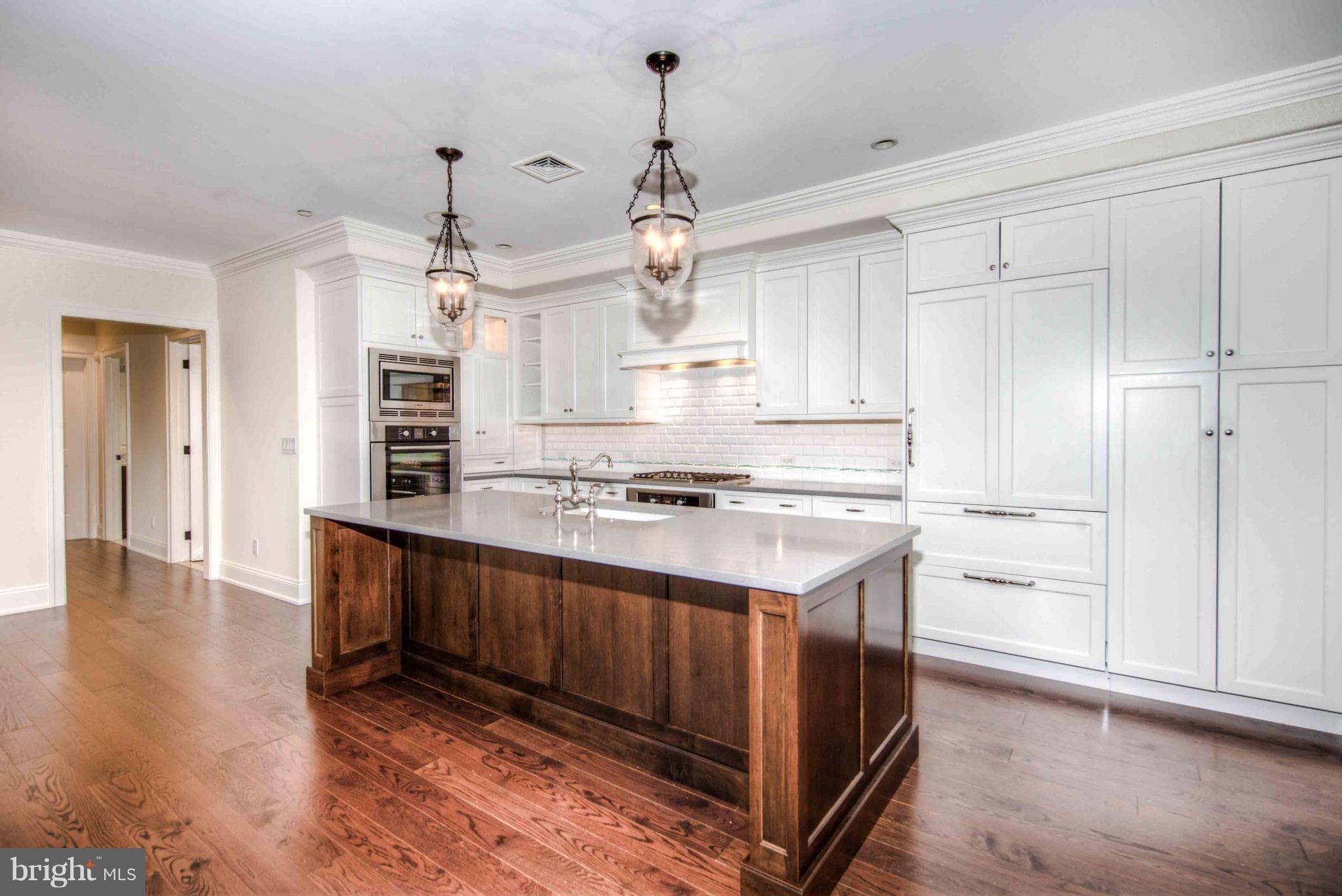 102 Louella Avenue, Unit A2 Wayne, PA 19087 - Photo 3 of 15