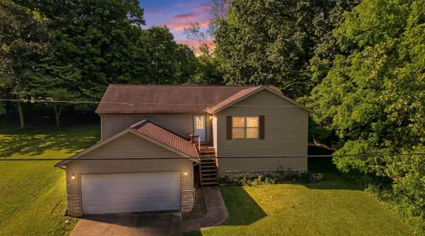 $199,800 | 115 Grand Ridge Road, Howard, OH 43028