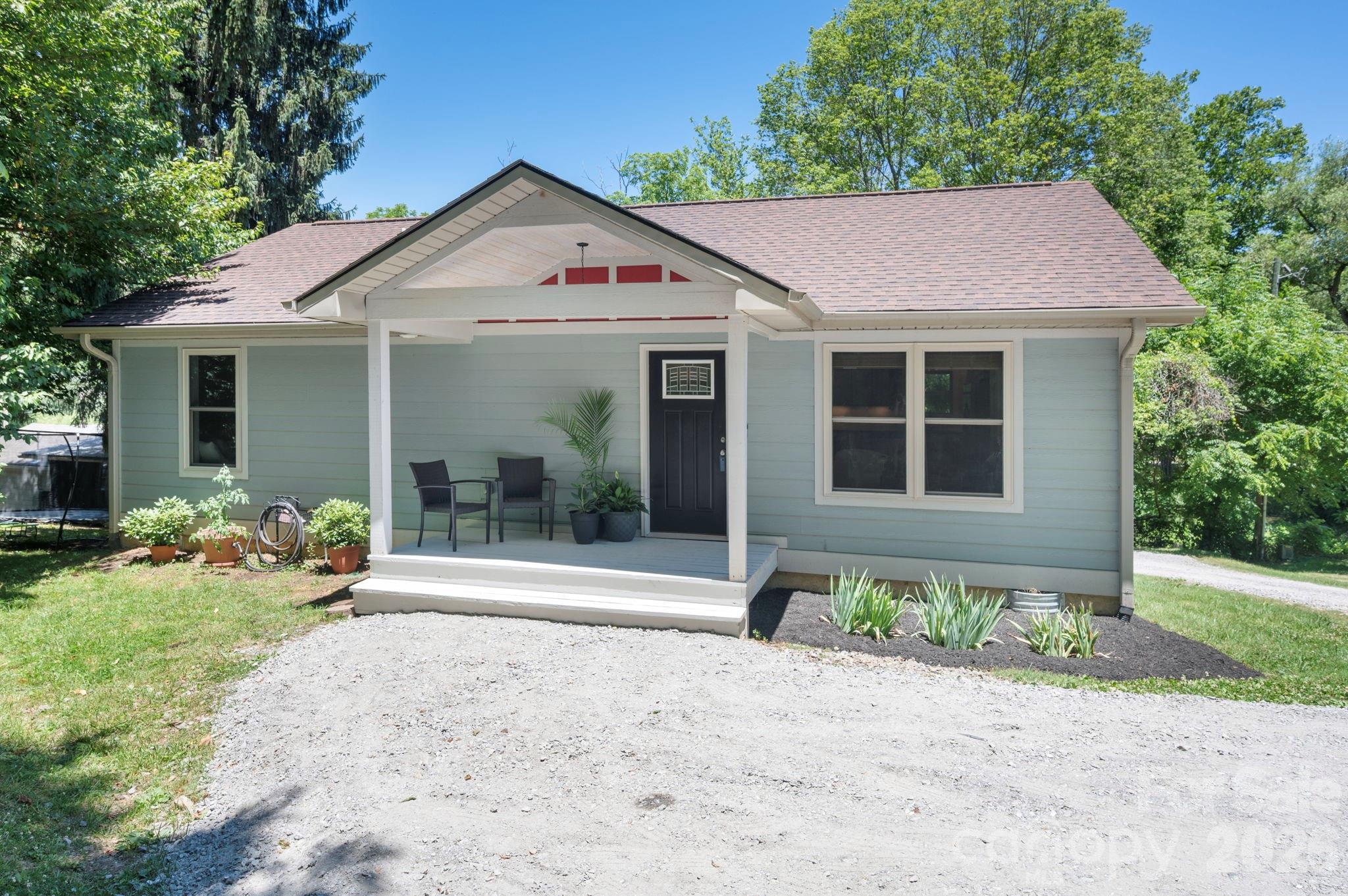 2546 Old Clyde Road Clyde, NC 28721 - Photo 2 of 27