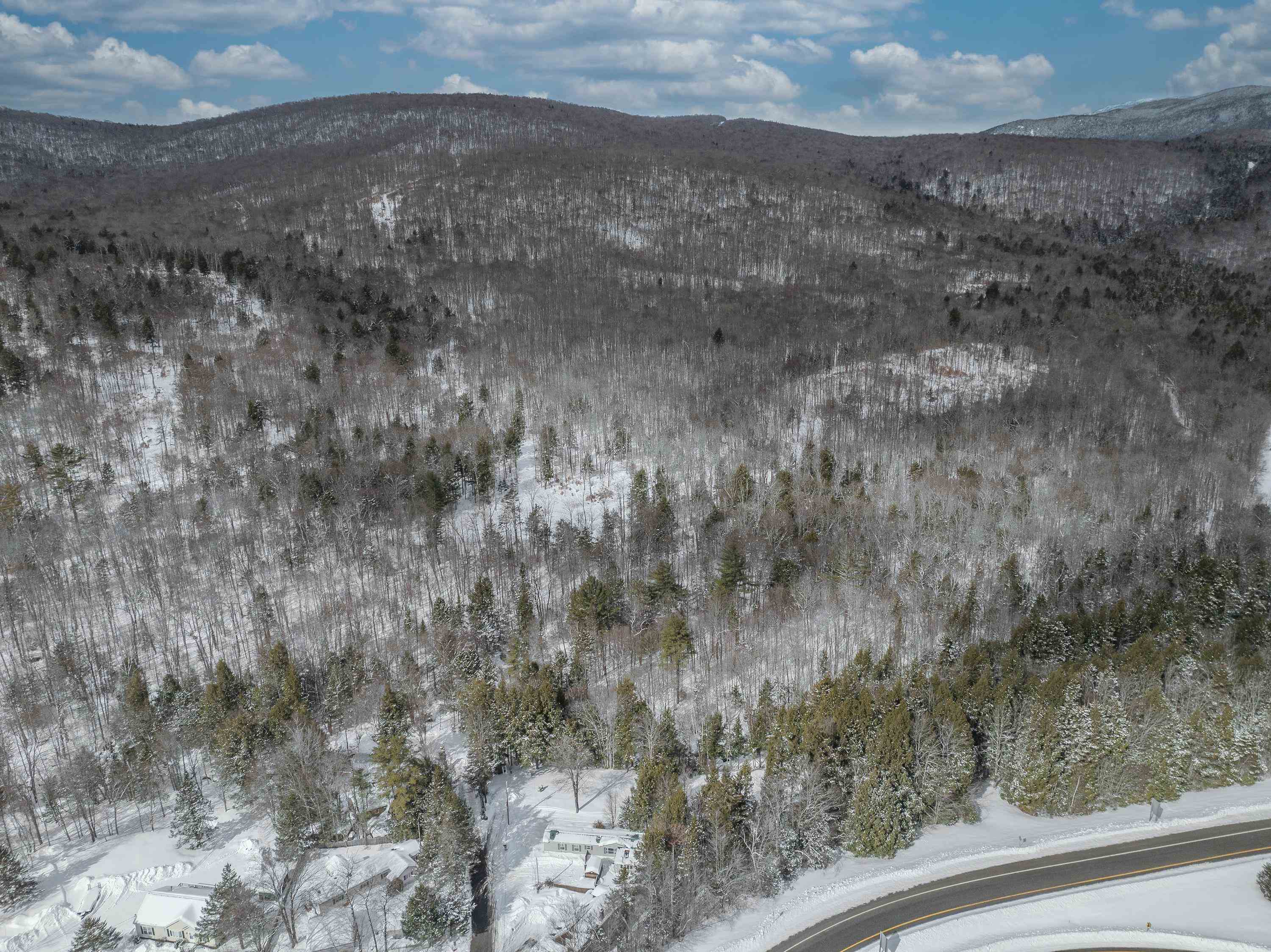 46 Goodbout Road Lincoln, NH 03251 - Photo 7 of 32