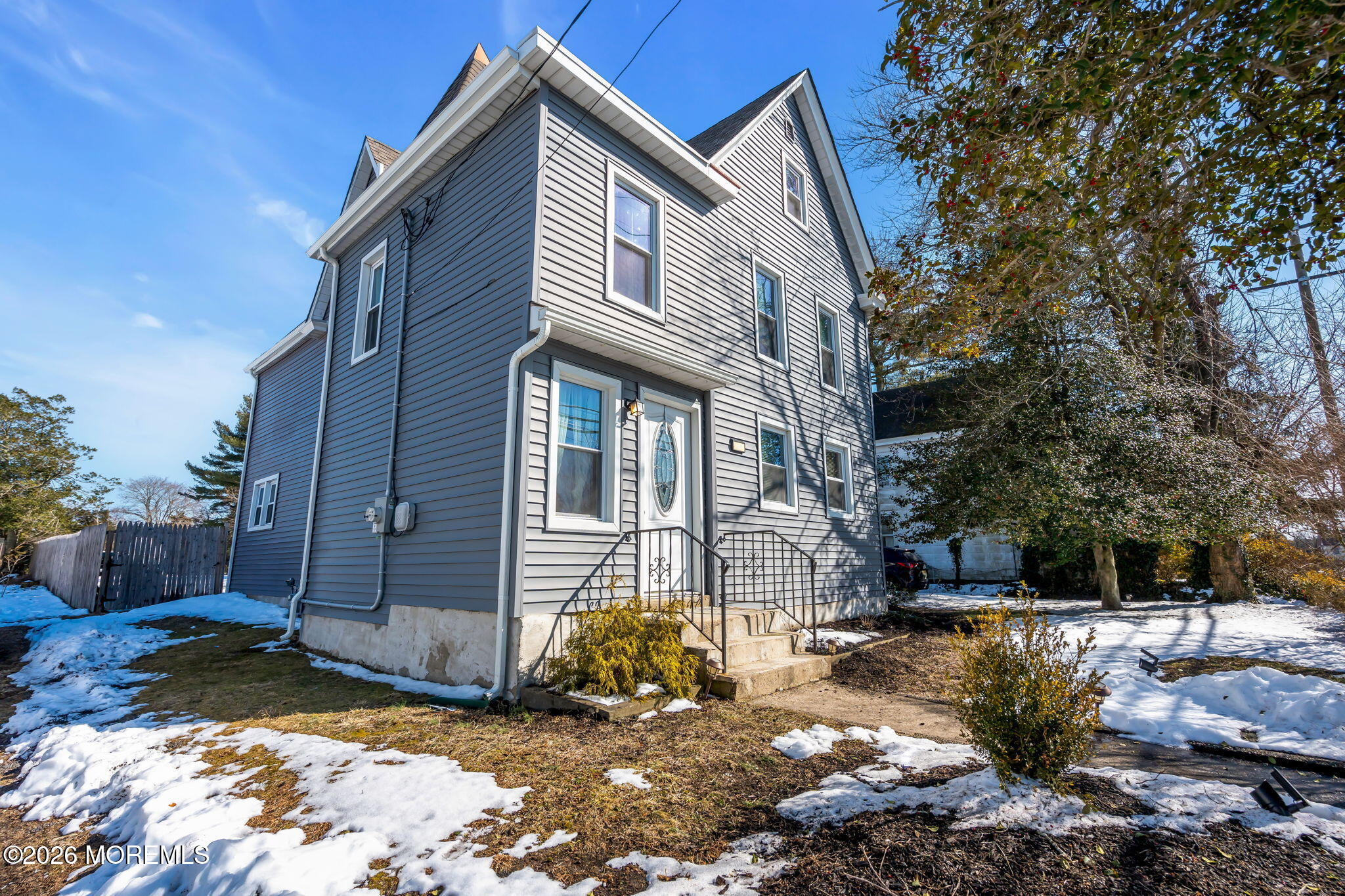 367 South Green Street Tuckerton, NJ 08087 - Photo 2 of 41 a view of a house with a yard
