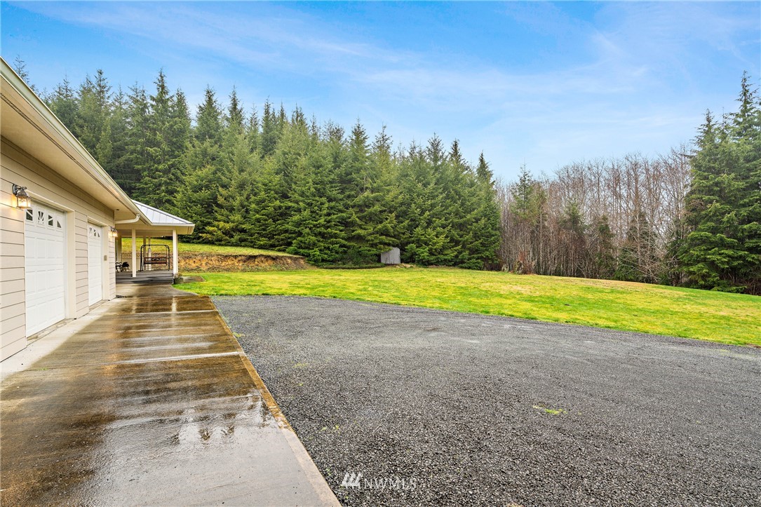 119 Smith Creek Road Raymond, WA 98577 - Photo 2 of 25 Gallery Image 2