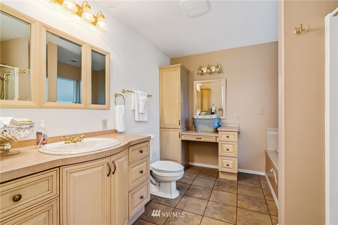 119 Smith Creek Road Raymond, WA 98577 - Photo 16 of 25 Gallery Image 16