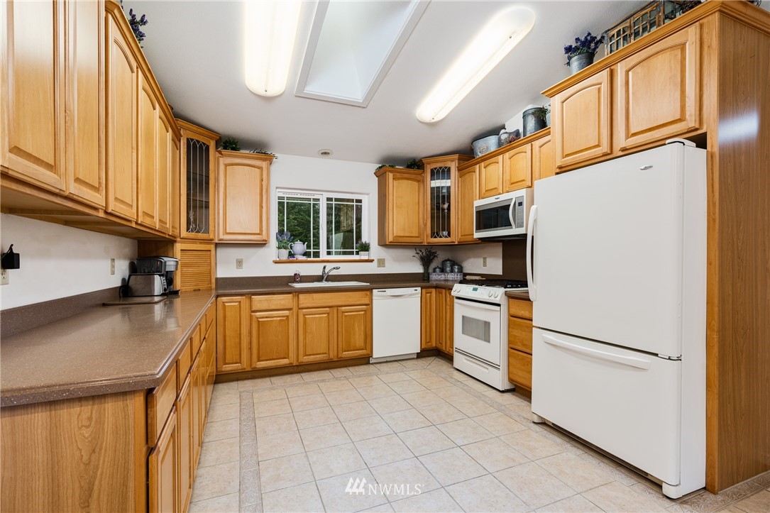 119 Smith Creek Road Raymond, WA 98577 - Photo 7 of 25 Gallery Image 7