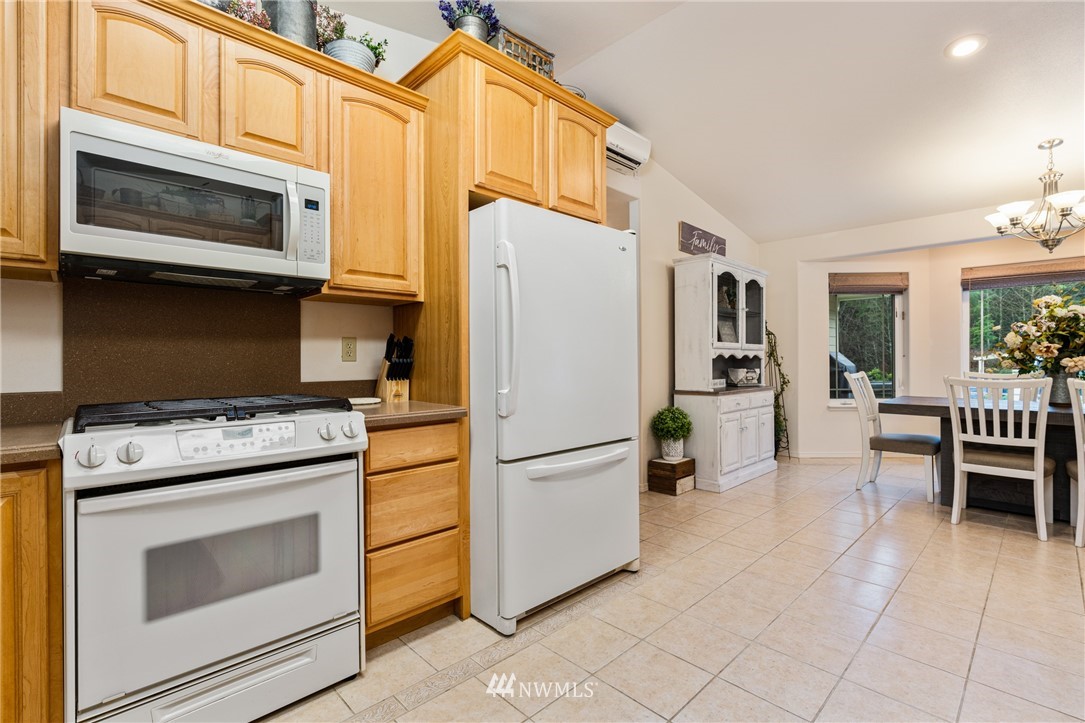 119 Smith Creek Road Raymond, WA 98577 - Photo 8 of 25 Gallery Image 8