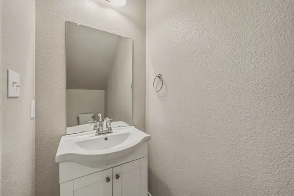 $2,300 | 197 Eves Necklace Drive, Buda, TX 78610