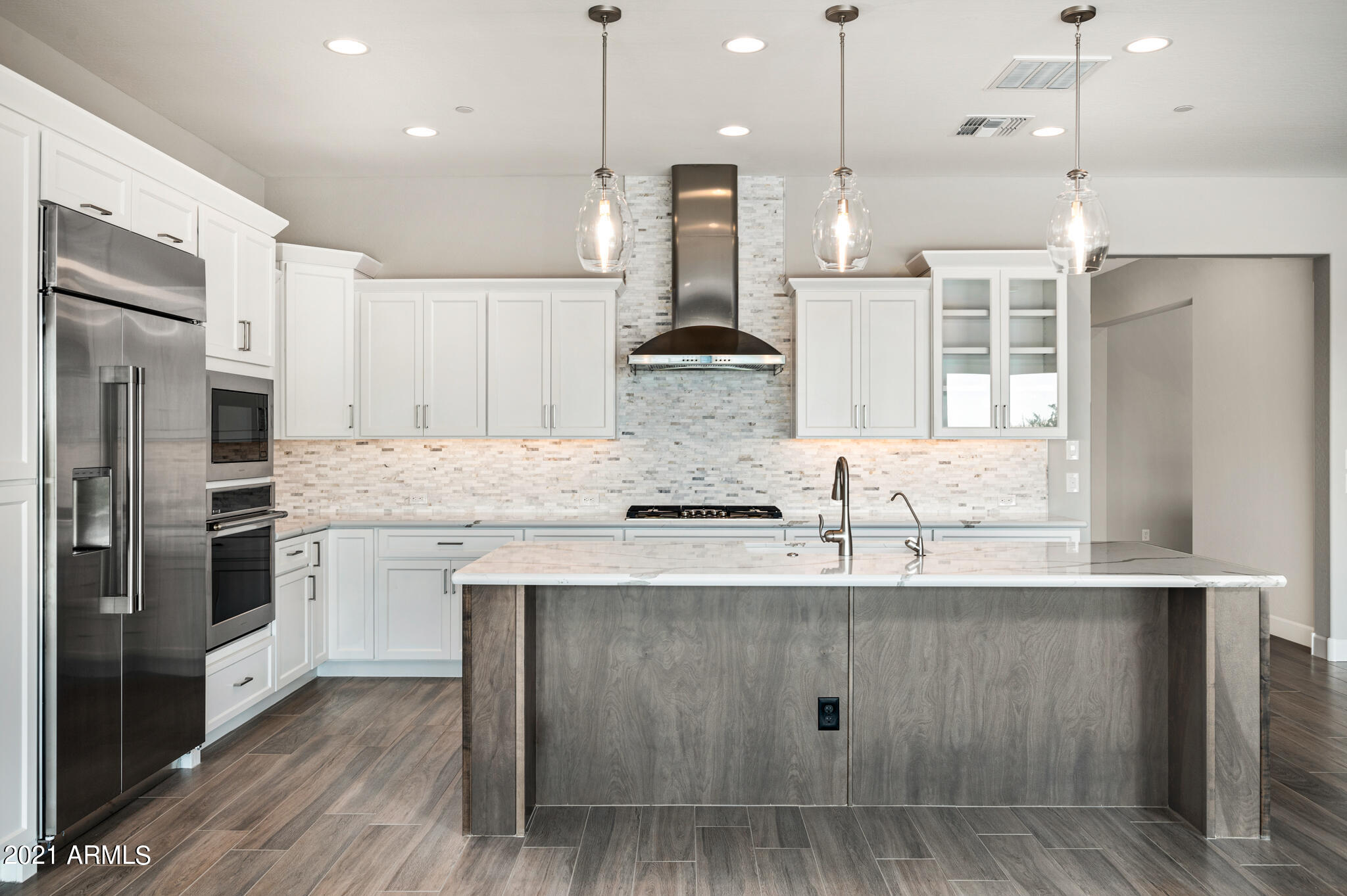 17841 East StockingTrail Rio Verde, AZ 85263 - Photo 8 of 59 Beauriful Soothing Finishes