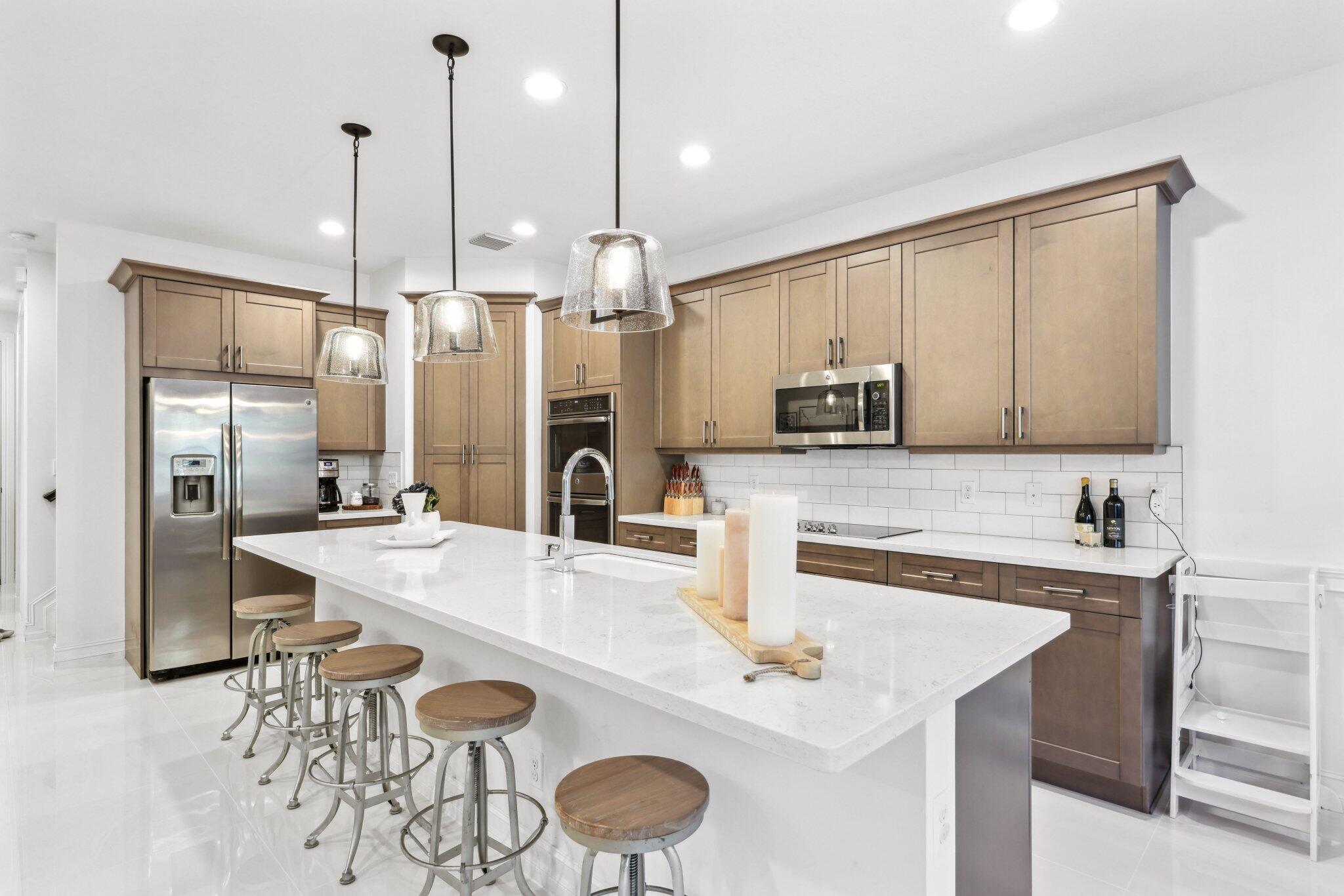 100 Northwest 69th Circle, Unit 24 Boca Raton, FL 33487 - Photo 8 of 61 Kitchen