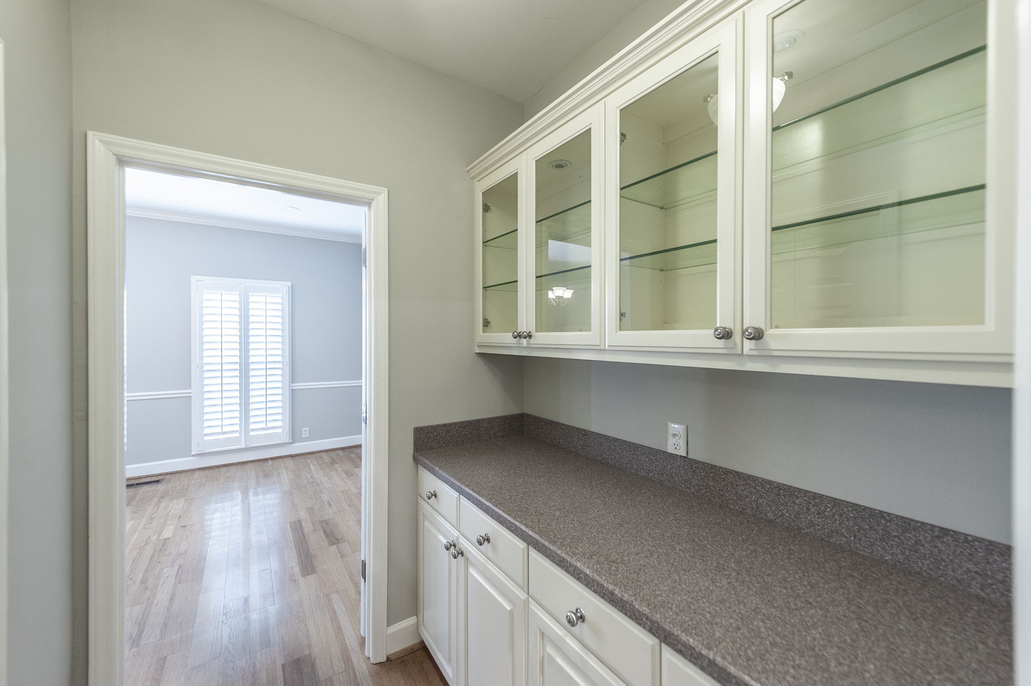 3 Wyndermere Road Hendersonville, TN 37075 - Photo 9 of 42 an entryway with wooden floor and cabinet