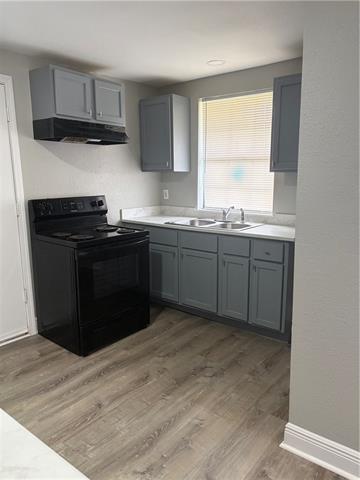 3025 St Roch Avenue New Orleans, LA 70122 - Photo 3 of 5