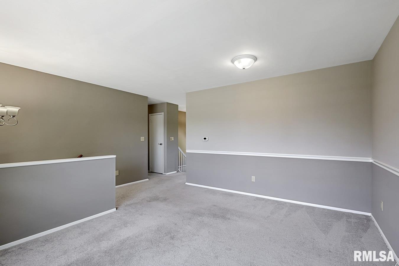 37 Groton Drive Springfield, IL 62702 - Photo 8 of 24 Gallery Image 8