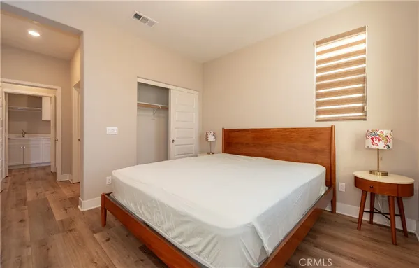 $5,600 | 114 Character, Irvine, CA 92618