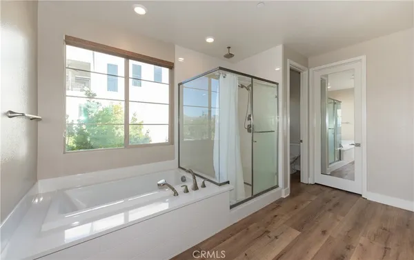 $5,600 | 114 Character, Irvine, CA 92618
