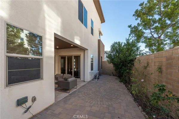 $5,600 | 114 Character, Irvine, CA 92618