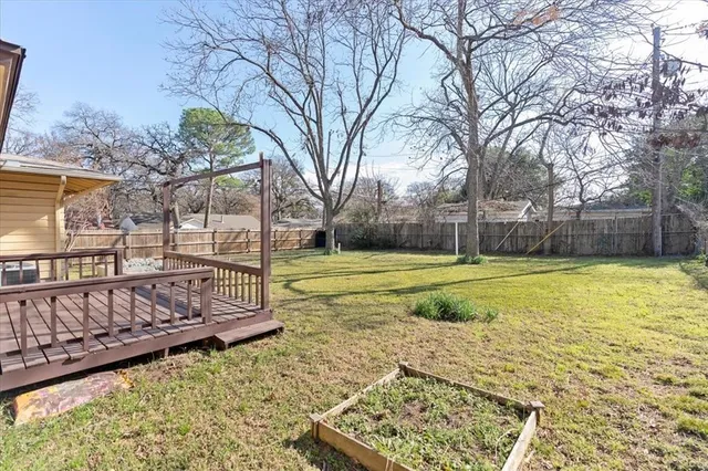 $1,790 | 1500 Sherman Street, Arlington, TX 76012