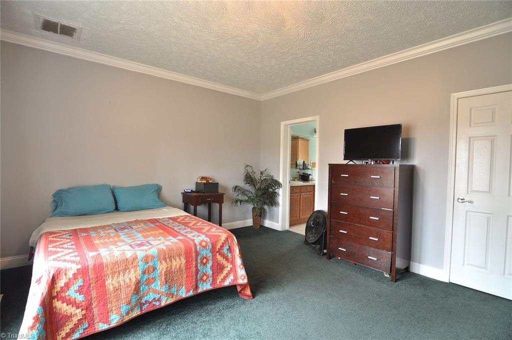 1015 George Hege Road Lexington, NC 27295 - Photo 2 of 17 Gallery Image 2