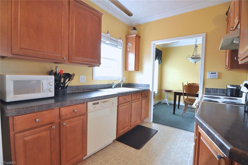 1015 George Hege Road Lexington, NC 27295 - Photo 12 of 17 Gallery Image 12