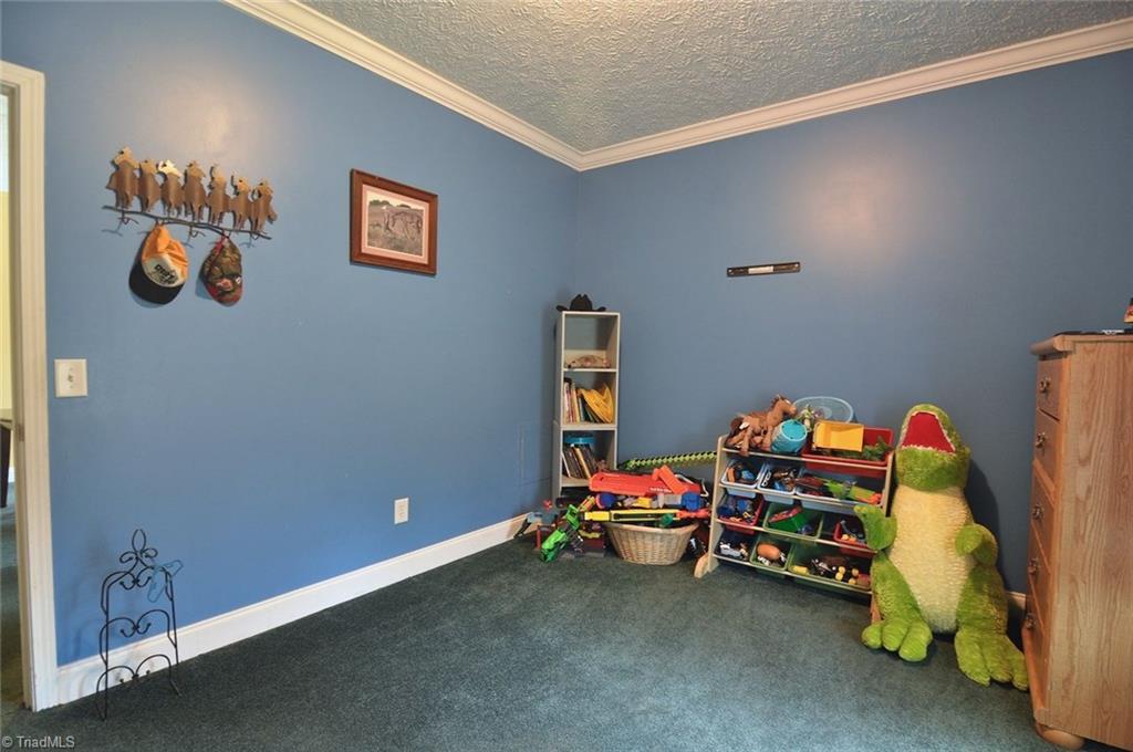 1015 George Hege Road Lexington, NC 27295 - Photo 3 of 17 Gallery Image 3