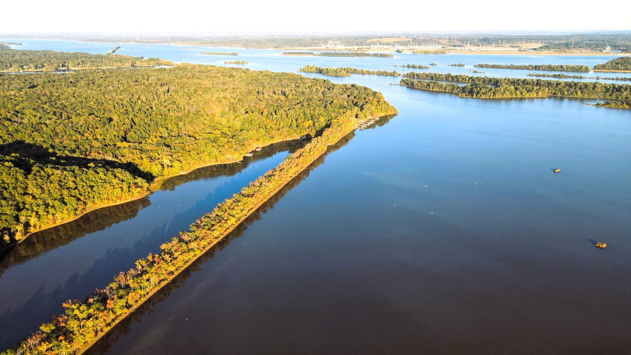 0 Davis Lake Camden, TN 38320 - Photo 11 of 13 a view of an ocean and beach
