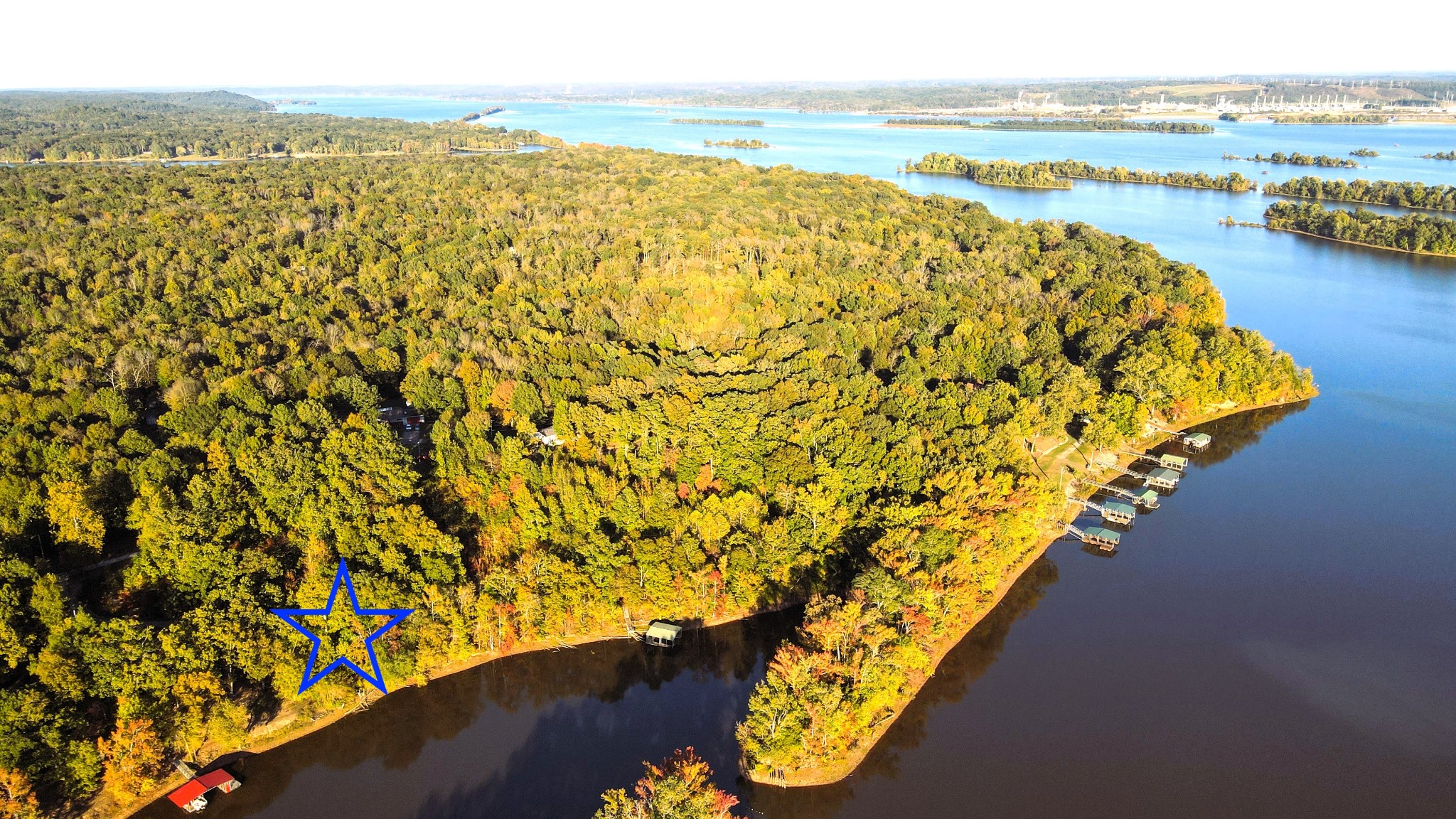 0 Davis Lake Camden, TN 38320 - Photo 4 of 13 a view of an ocean