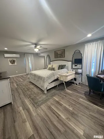 $239,000 | 23115 Highway 14, Macedonia, IL 62860