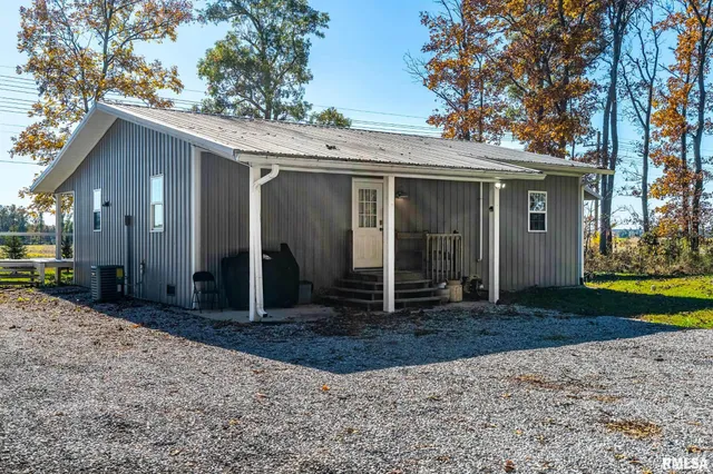 $239,000 | 23115 Highway 14, Macedonia, IL 62860
