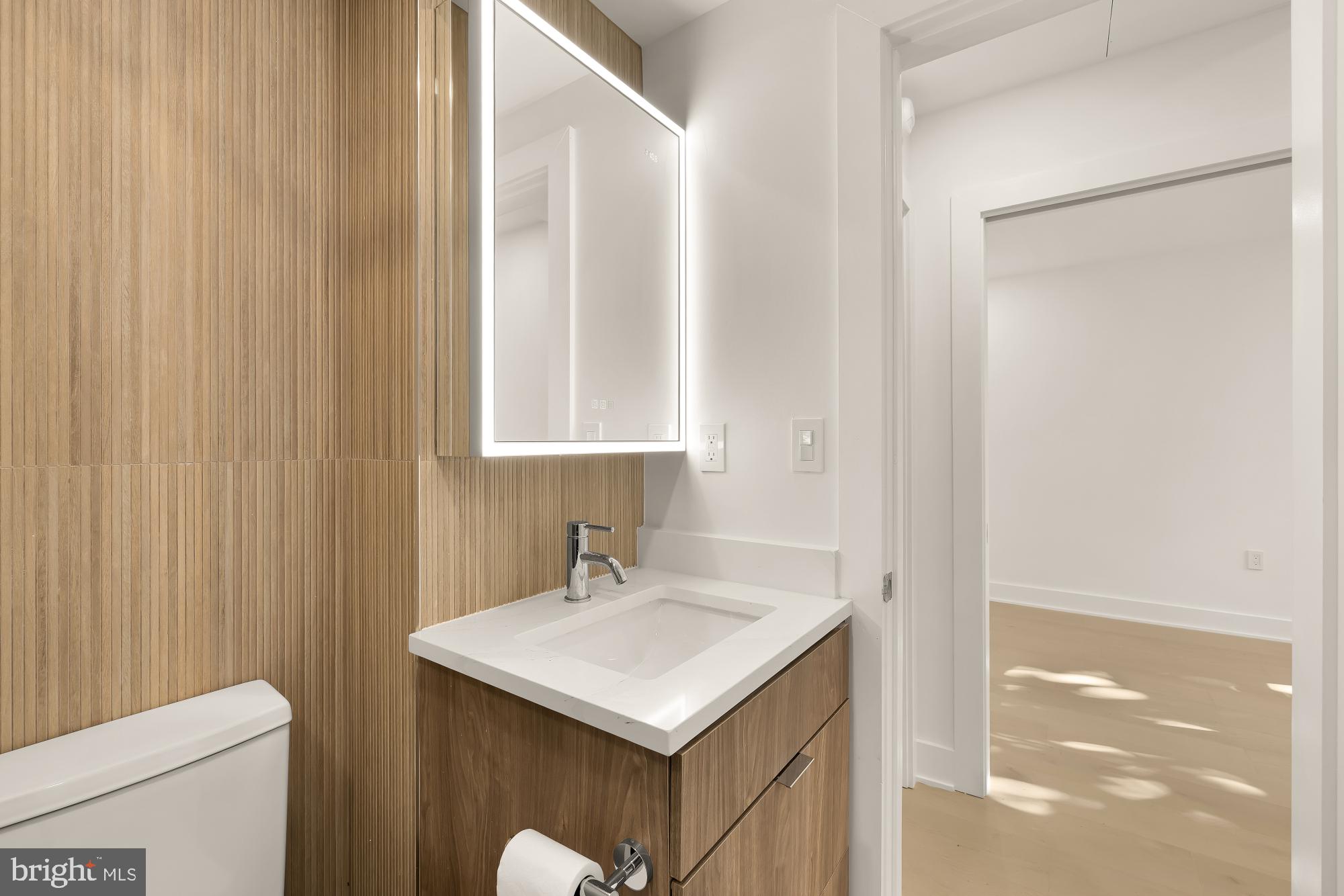 2116 Kalorama Road Northwest, Unit 104 Washington, DC 20008 - Photo 21 of 33 a bathroom with a sink and a toilet