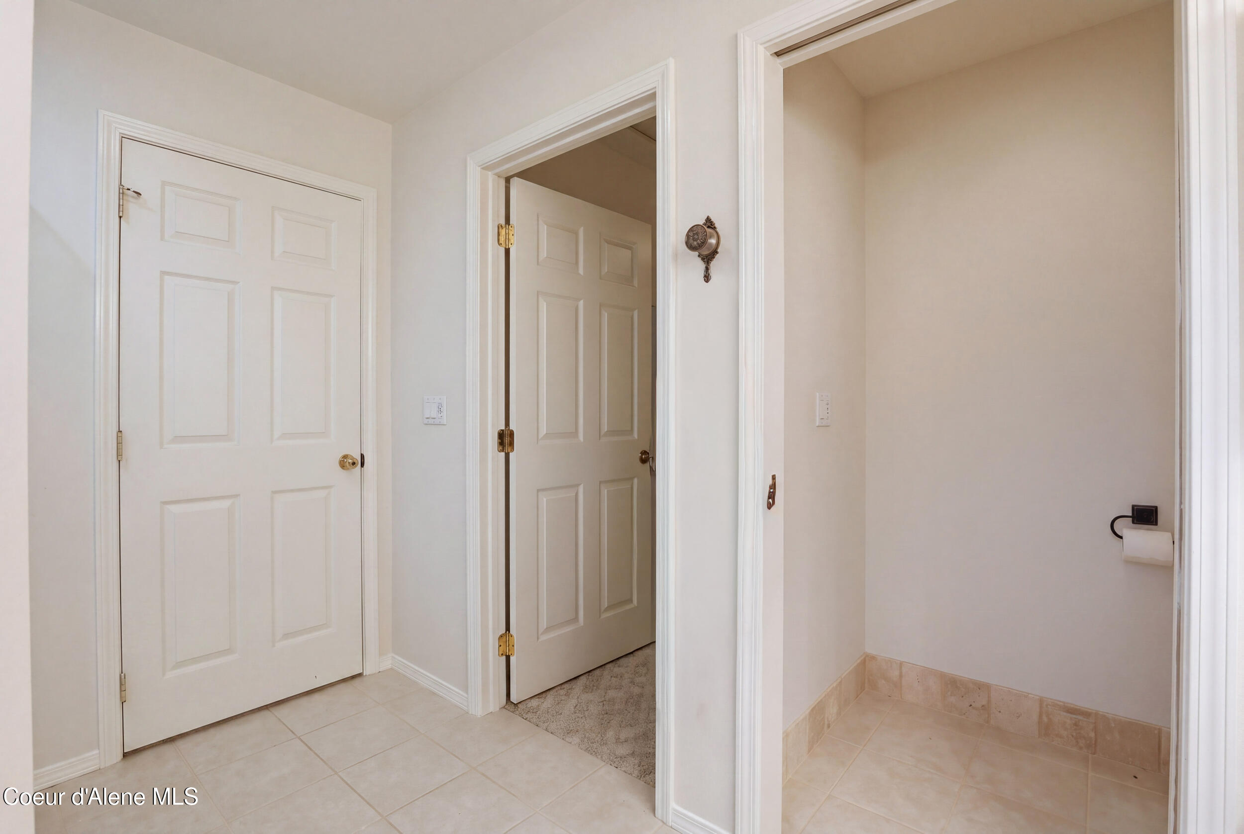 3654 Scotchpine Lane, Unit 2 Coeur D'Alene, ID 83815 - Photo 26 of 62 Master Bedroom 1 Bathroom
