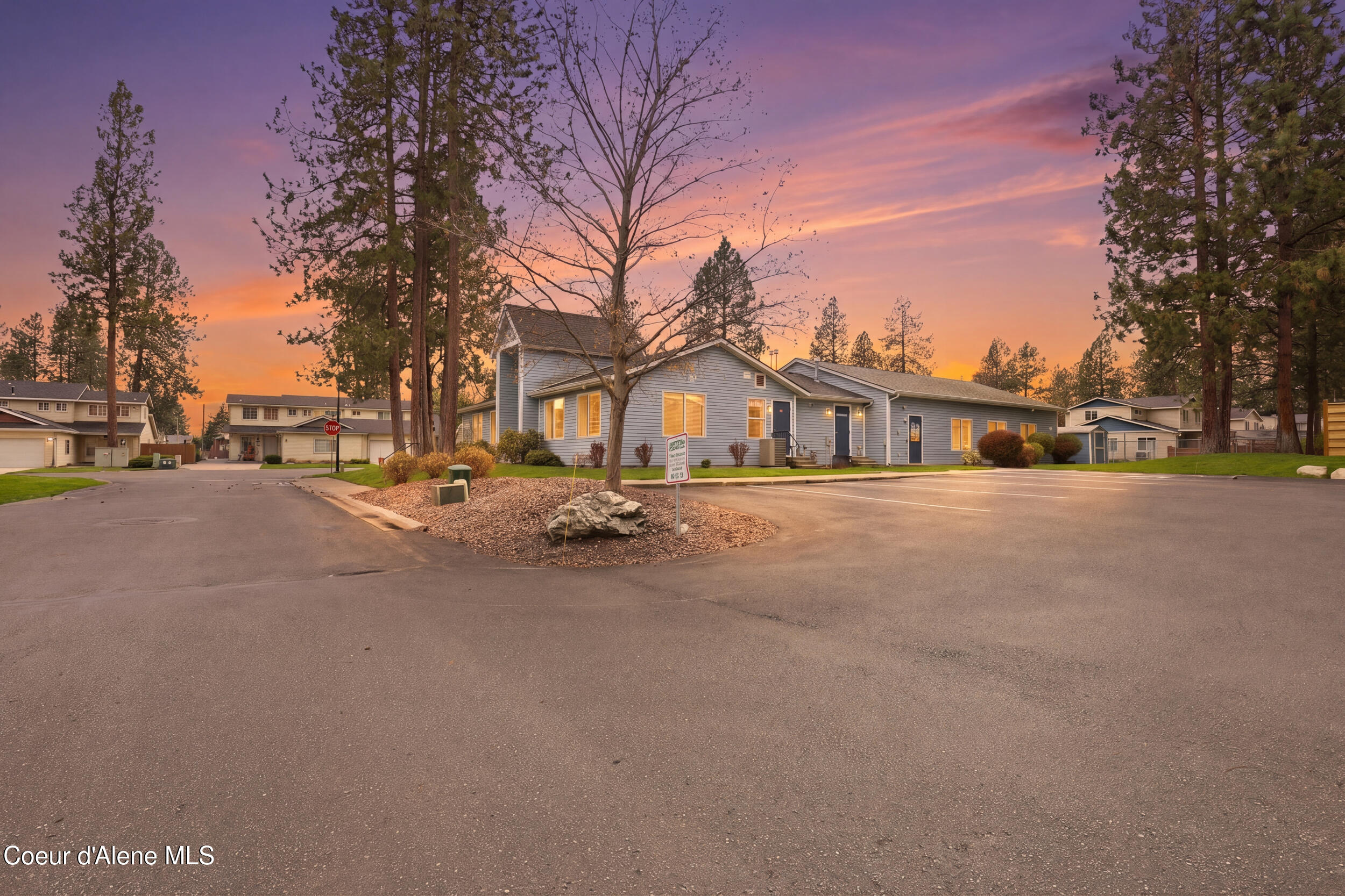 3654 Scotchpine Lane, Unit 2 Coeur D'Alene, ID 83815 - Photo 3 of 62 2_img_9920a