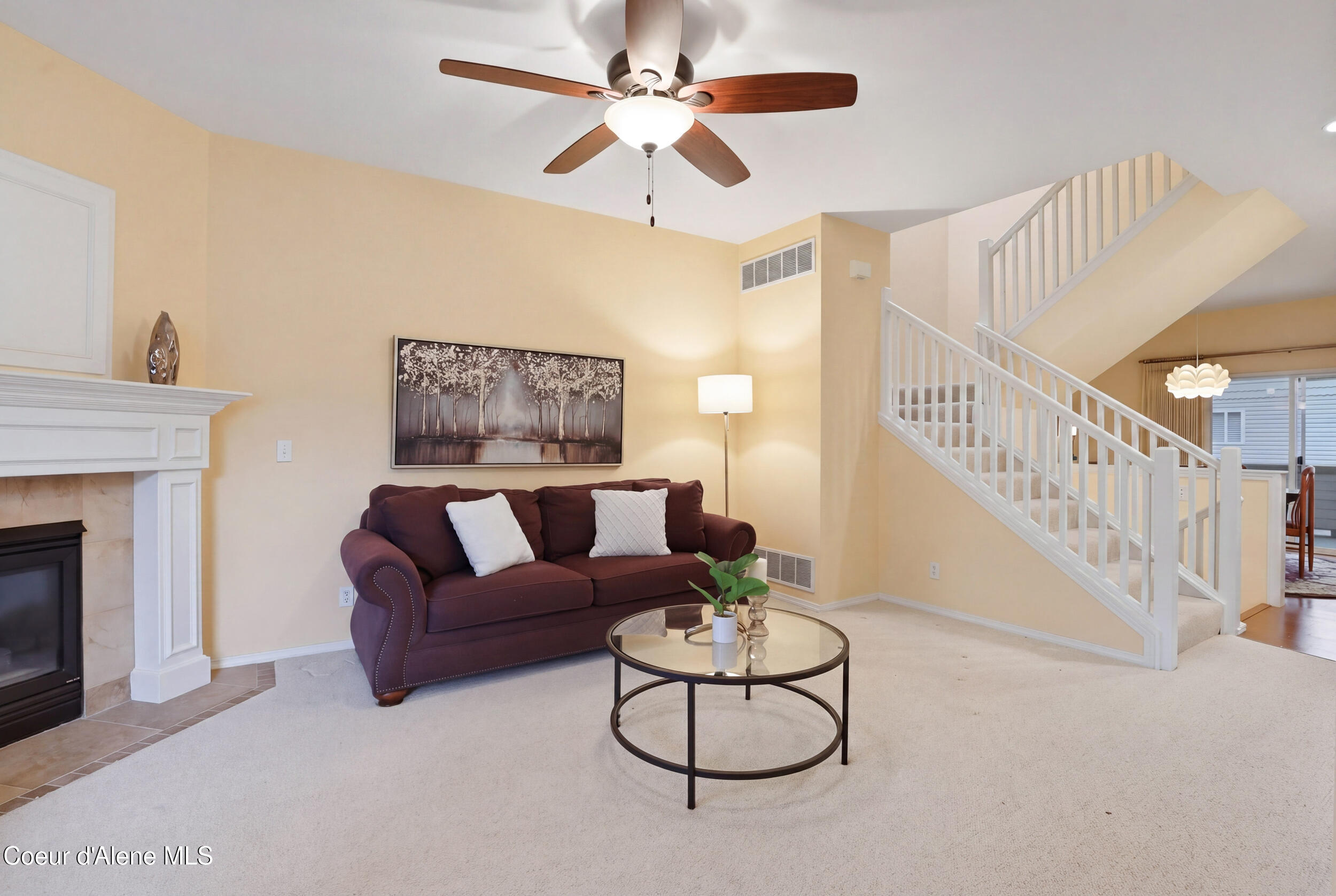 3654 Scotchpine Lane, Unit 2 Coeur D'Alene, ID 83815 - Photo 6 of 62 Living Room