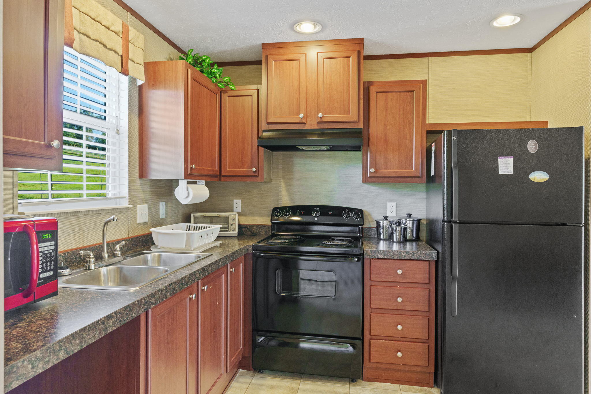 21160 Campground Road Bristol, VA 24202 - Photo 10 of 19 14-web-or-mls-DSC07177