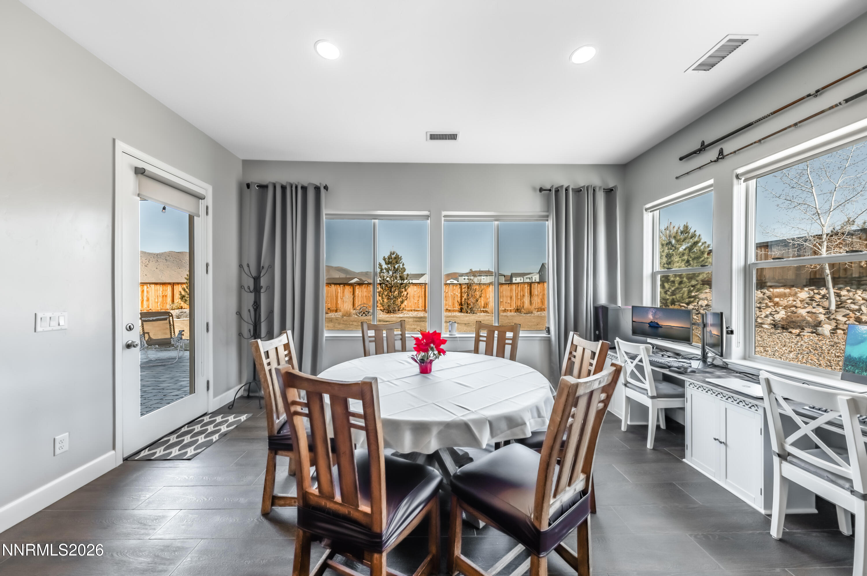 445 Horizon Ridge Road Spanish Springs, NV 89441 - Photo 16 of 45 H-1035