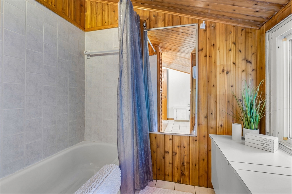 19 Algonquin Road Canton, MA 02021 - Photo 26 of 40