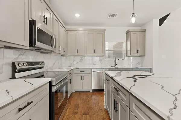 $629,900 | 1636 County Road 4761, Sulphur Springs, TX 75482